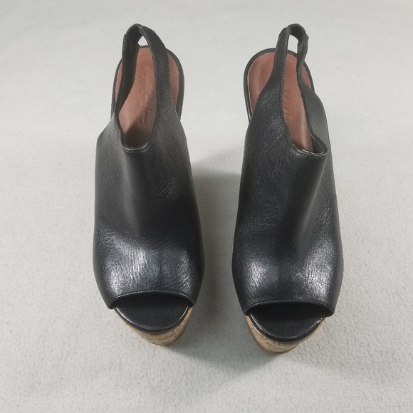 Elizabeth & James Wedges | Black - Picture 2 of 6